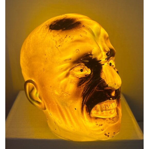 Halloween Creepy Zombie Head Prop With Box Display Lights Up Battery 6.75" Tall - Picture 2 of 9